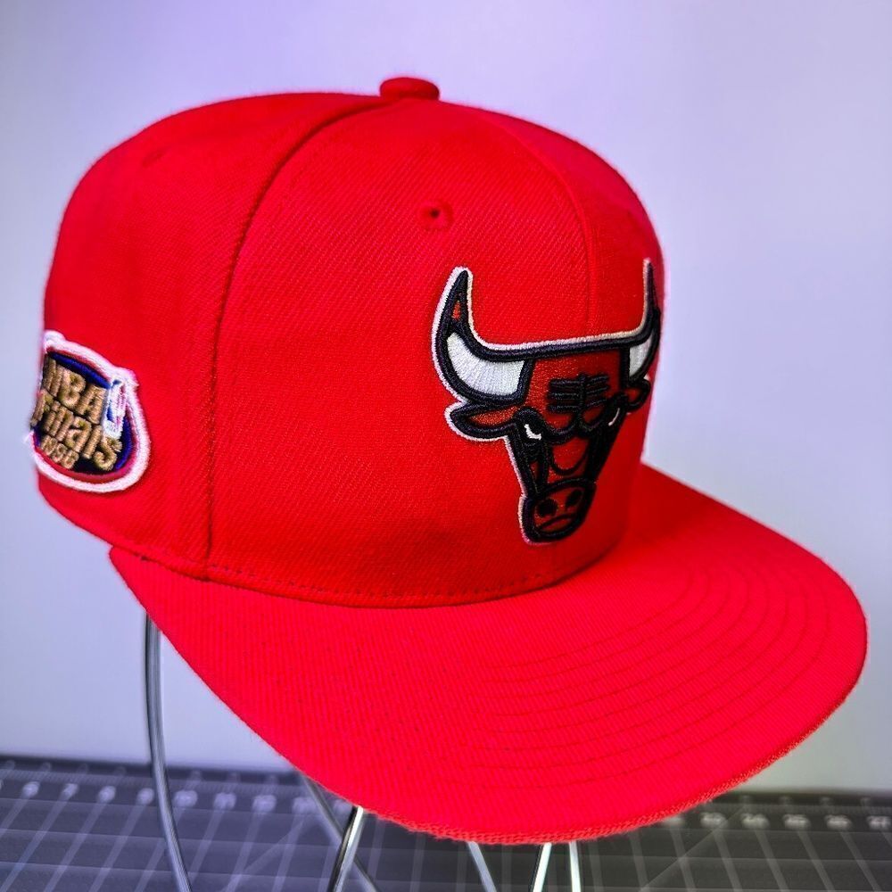 BULLS NBA® FINALS 1996  |  7-1/8  |  FITTED CAP  |  XLNT